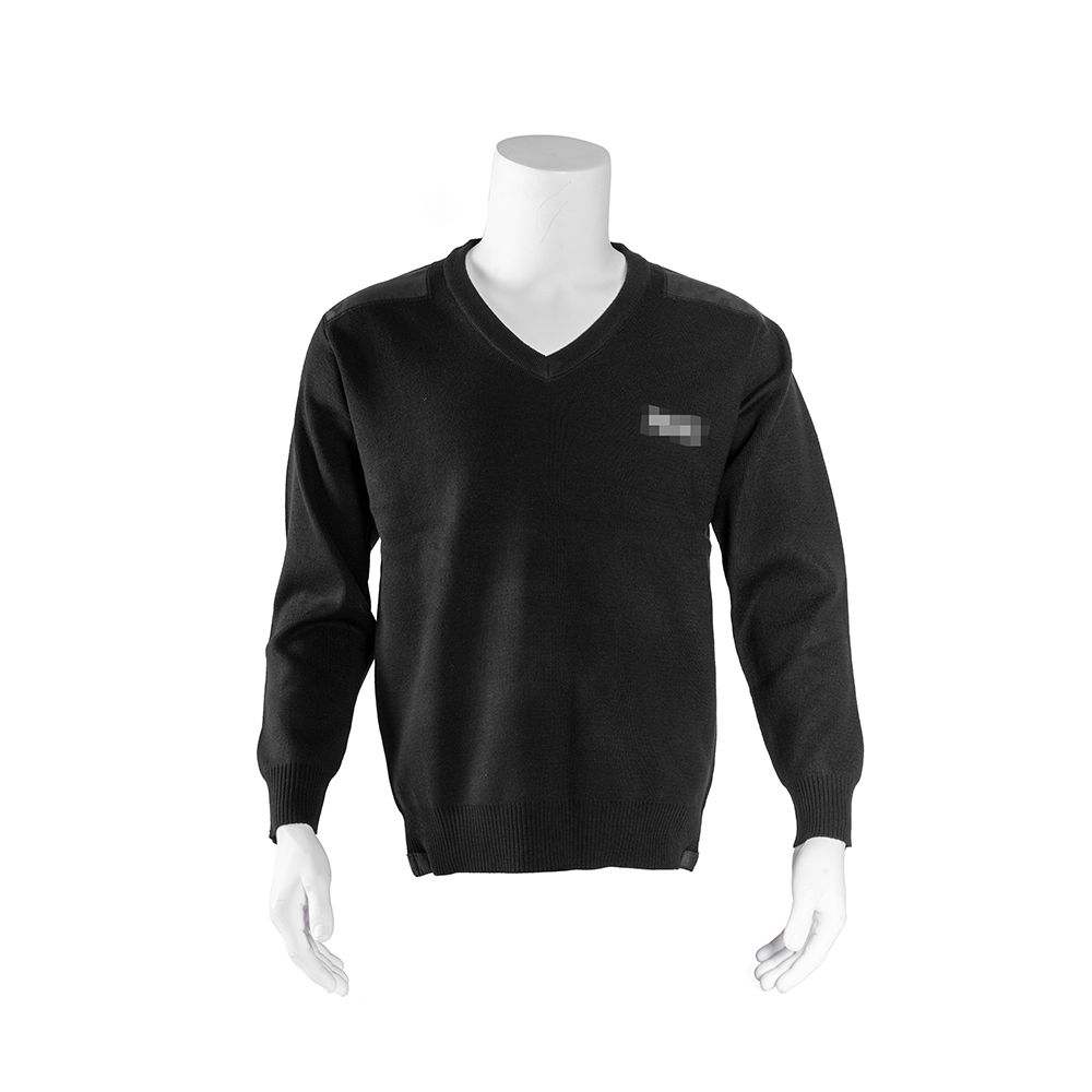 Long sleeves of woolen sweaters